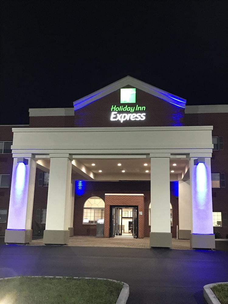 Holiday Inn Express - Canton By Ihg Exteriör bild
