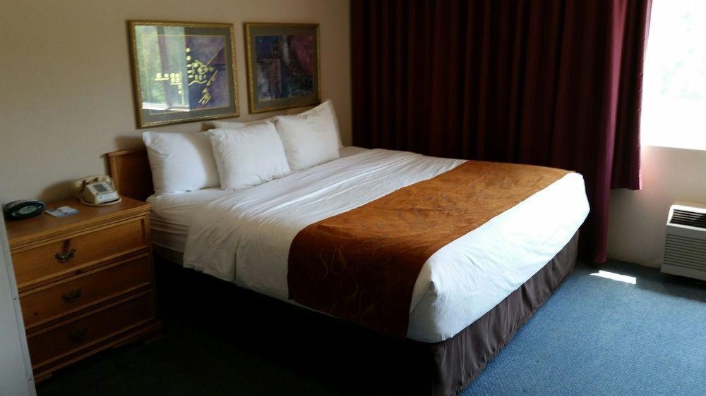 Holiday Inn Express - Canton By Ihg Exteriör bild