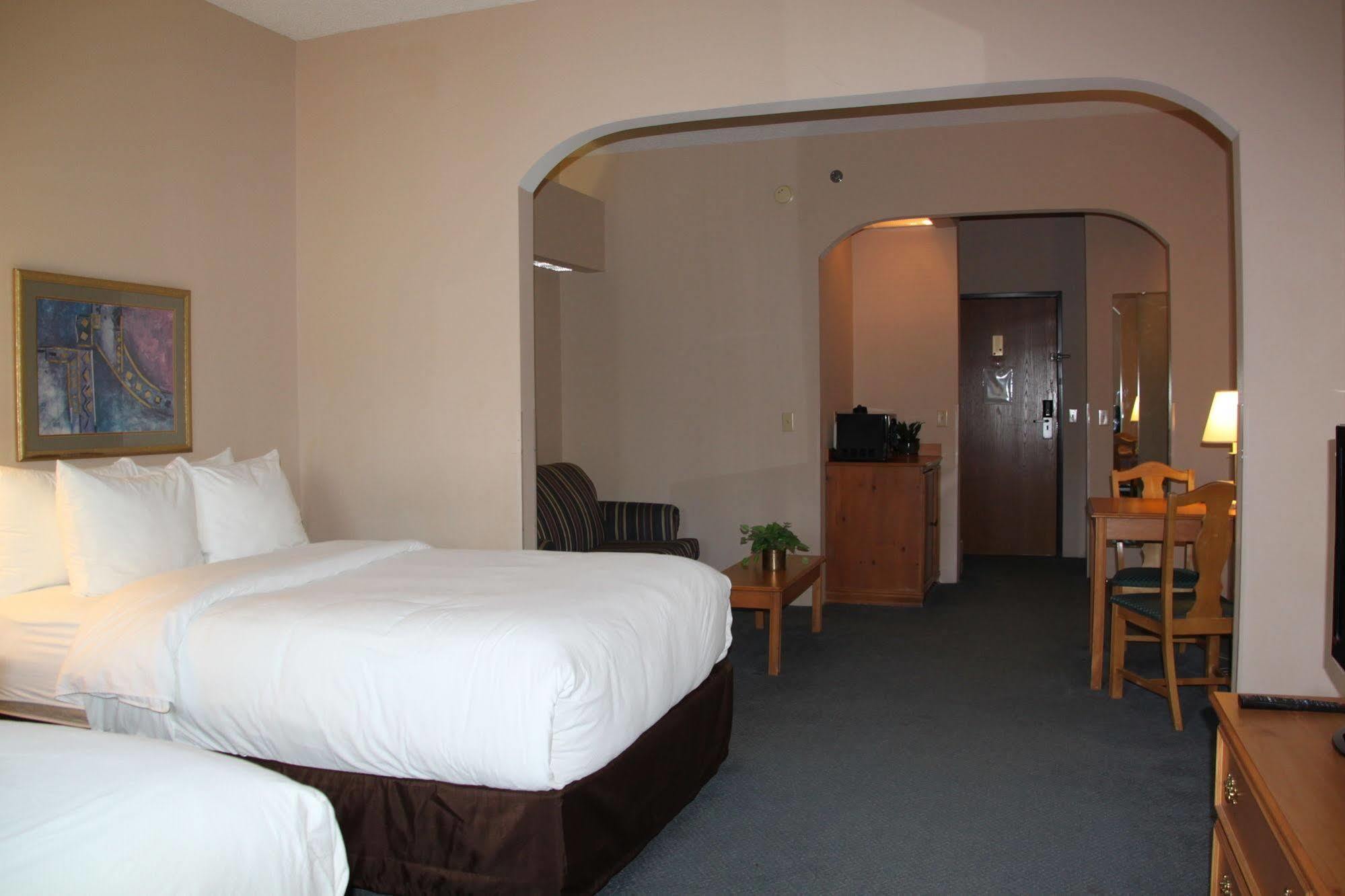Holiday Inn Express - Canton By Ihg Exteriör bild